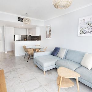 Superior One-Bedroom Apartment